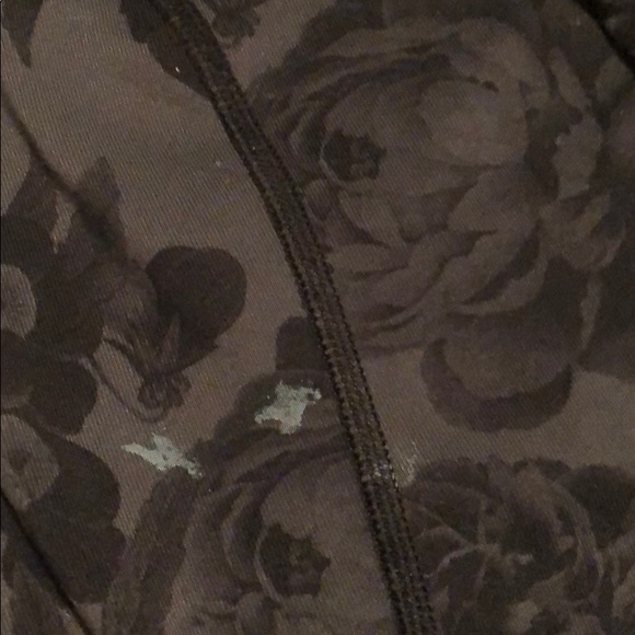 Lululemon crop - Picture 4 of 4